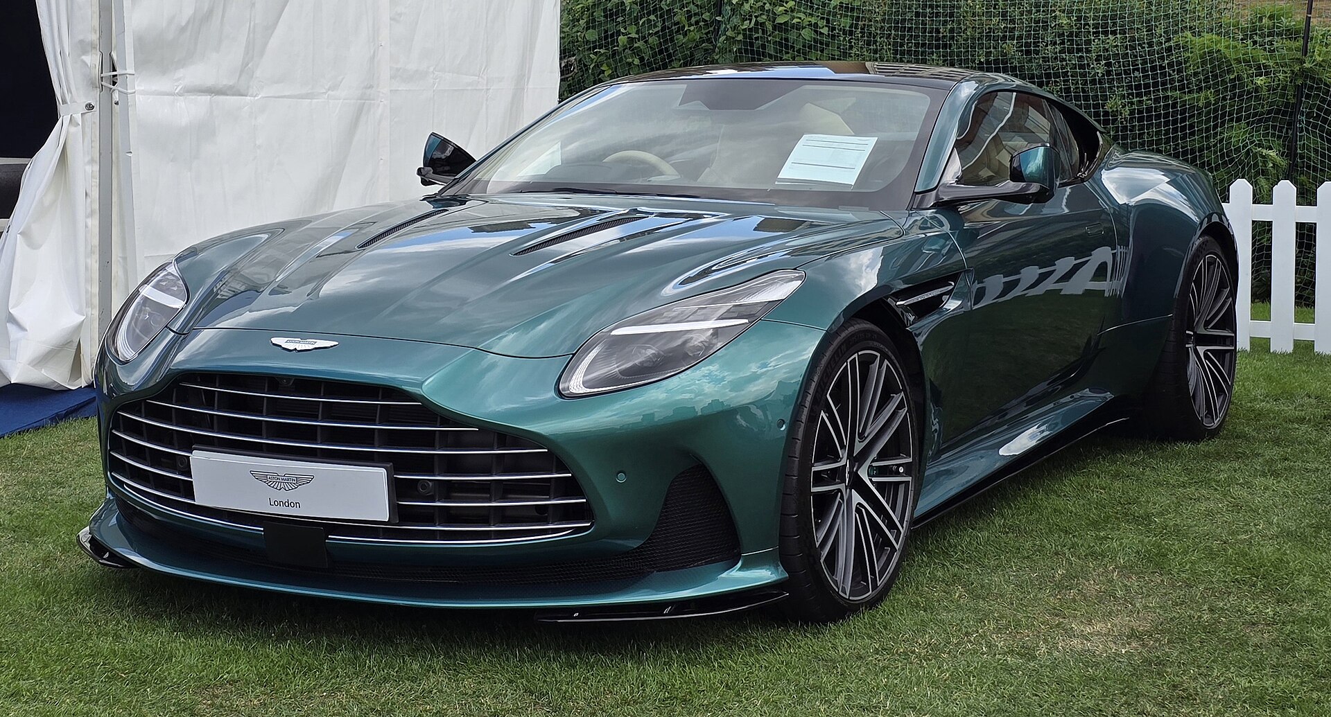 Aston Martin DB12 Gallery image 8