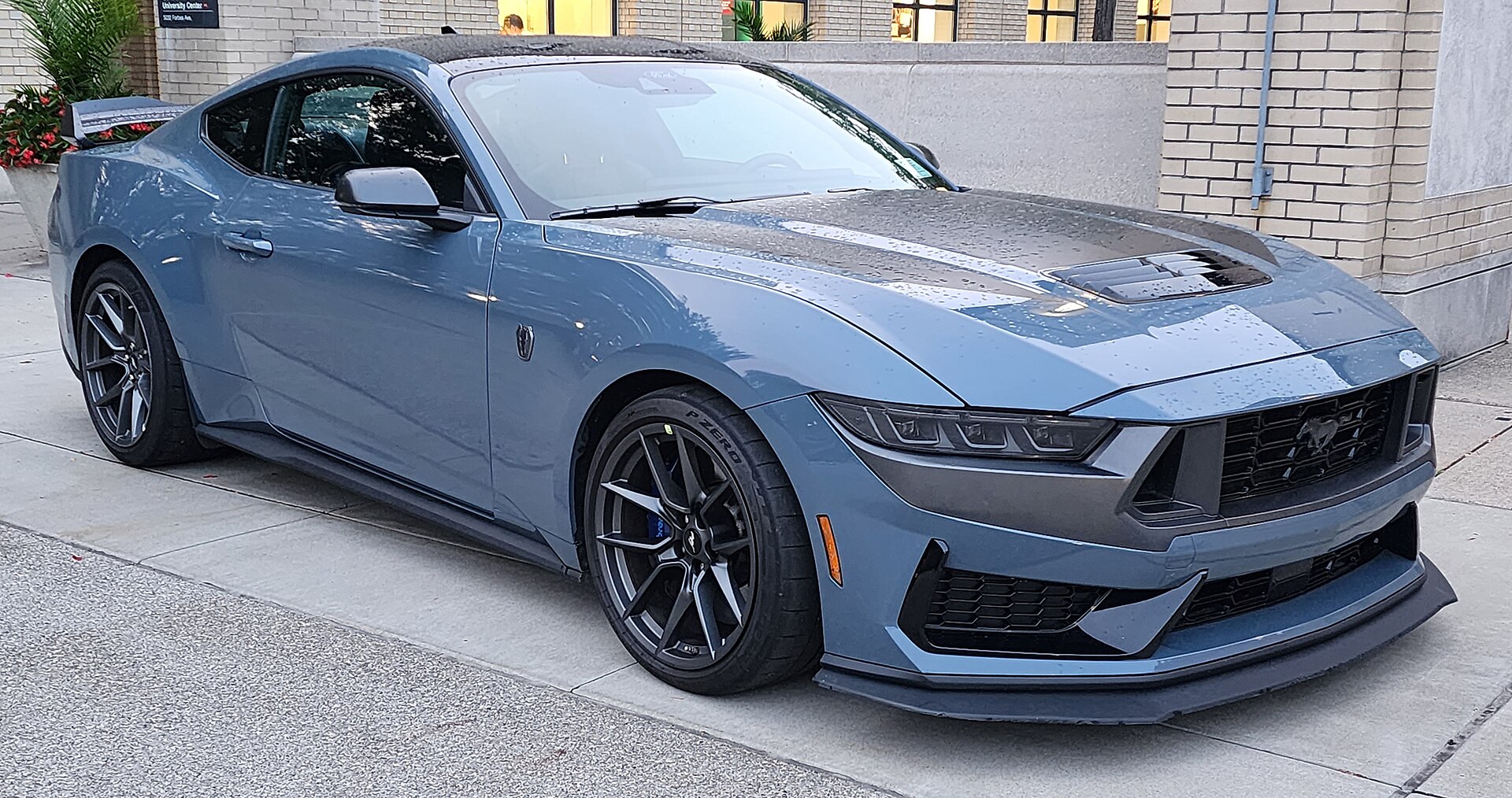 Ford Mustang Dark Horse Gallery image 4