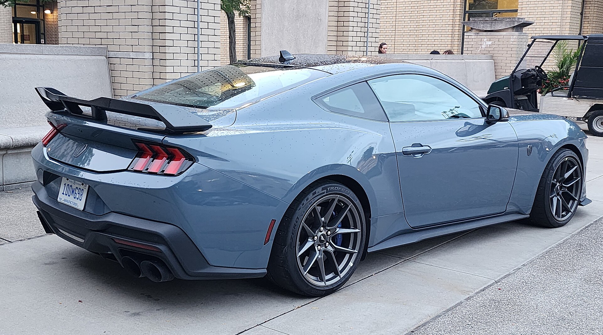 Ford Mustang Dark Horse Gallery image 7