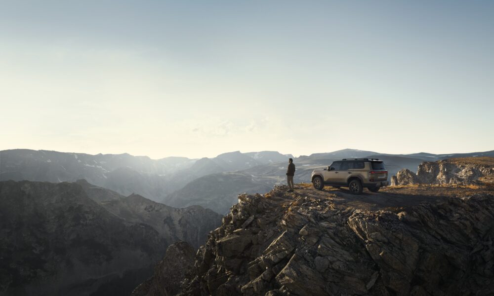 Lexus GX official image 3
