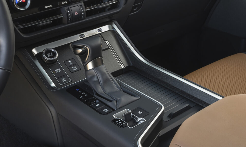 Lexus GX official image 4
