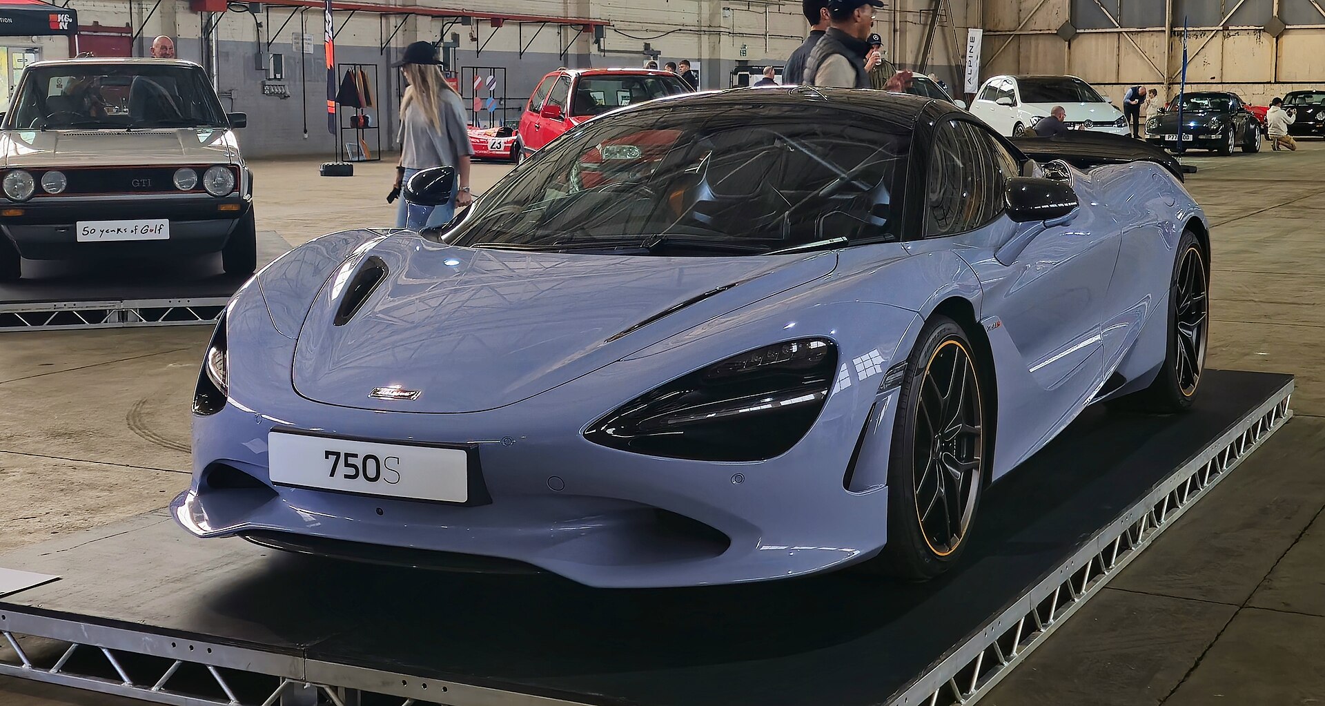 McLaren 750S Gallery image 4