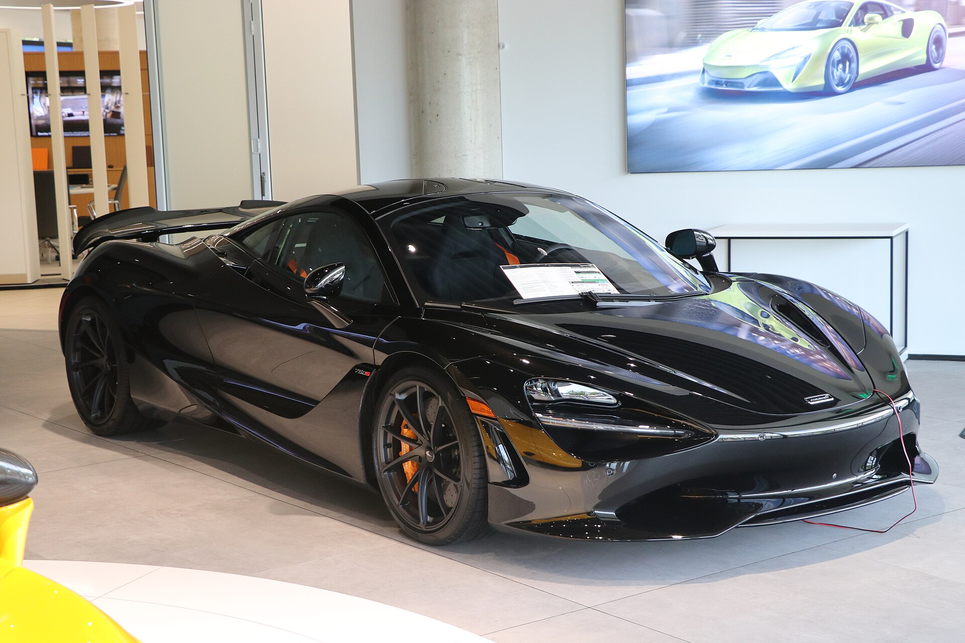 McLaren 750S Gallery image 7