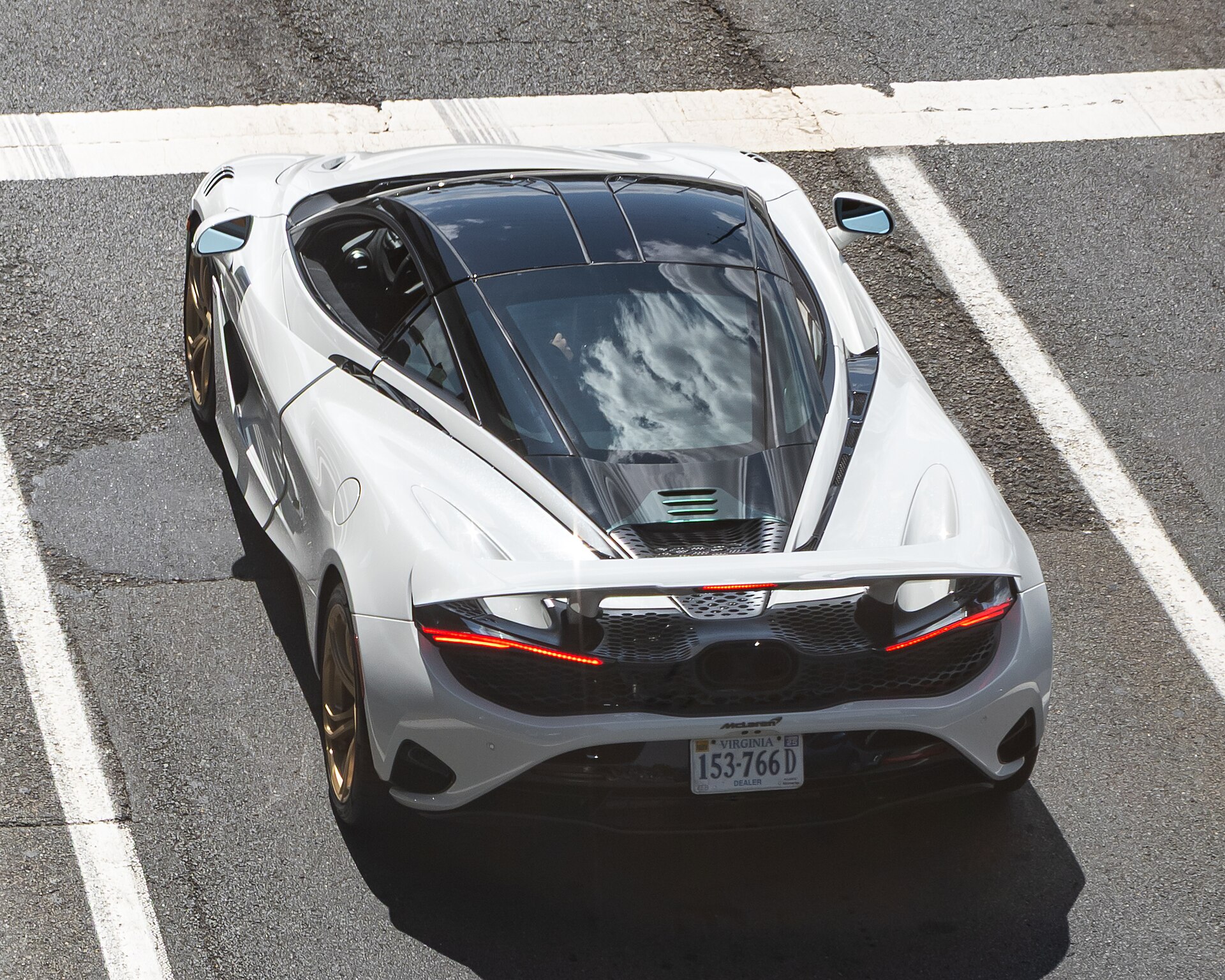 McLaren 750S Gallery image 11