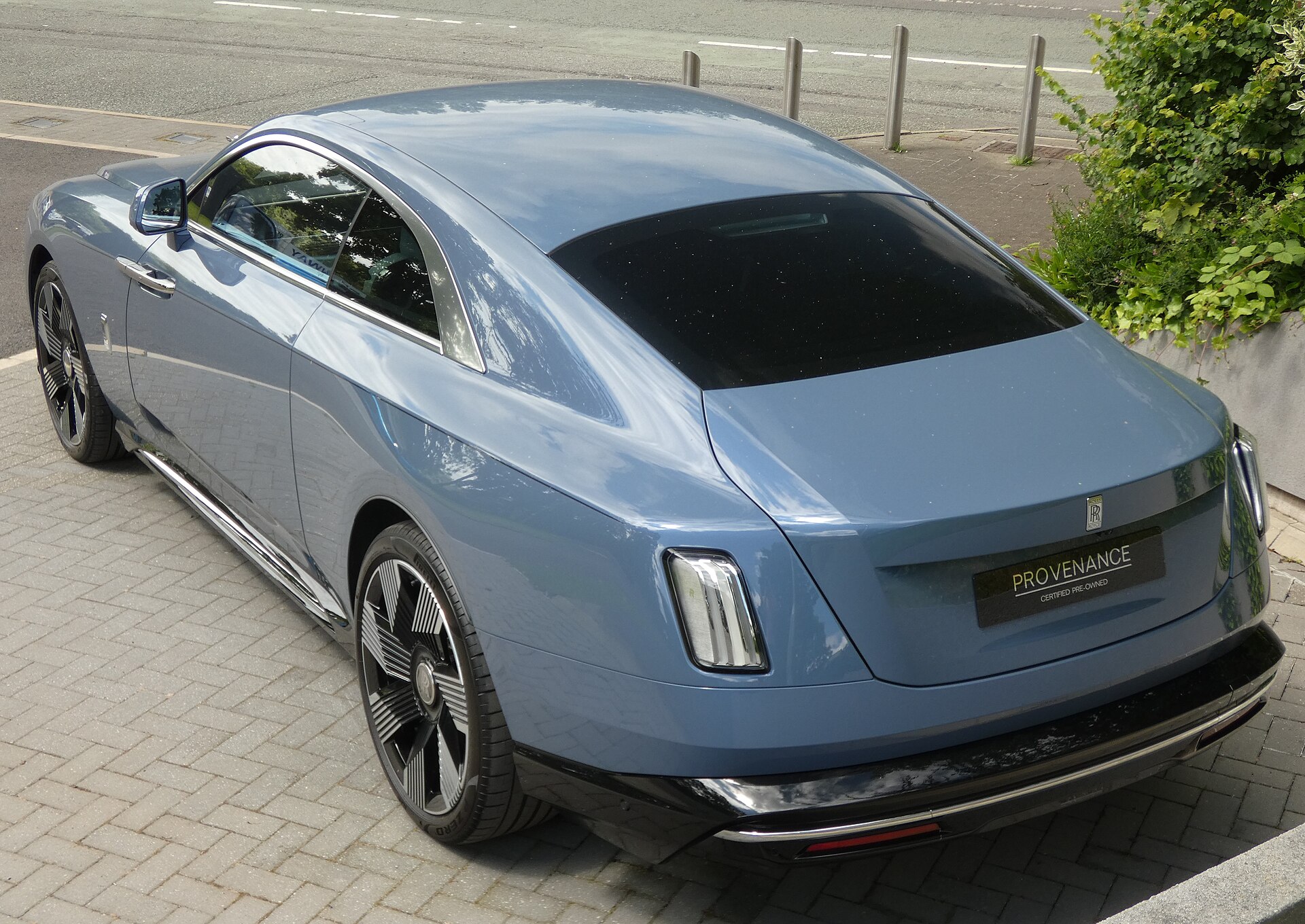 Rolls-Royce Spectre Gallery image 4