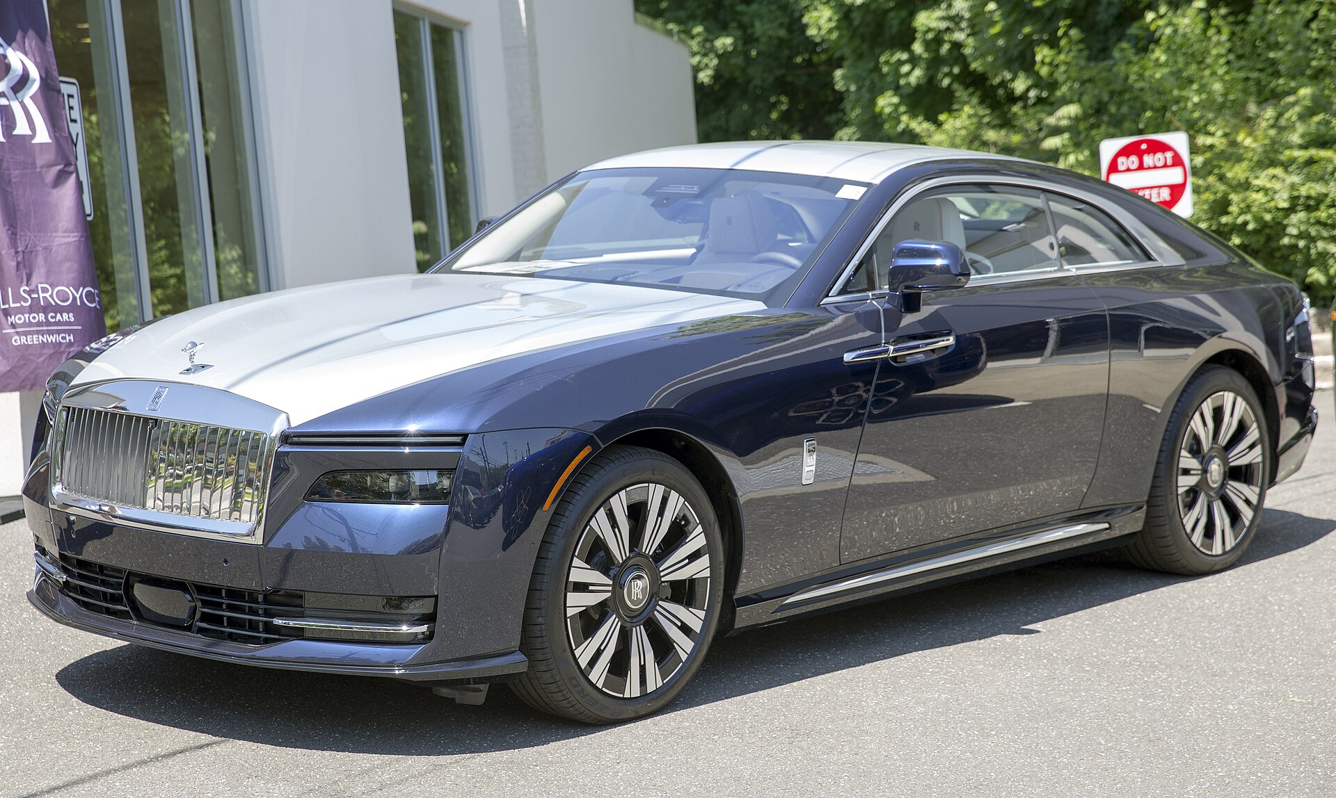 Rolls-Royce Spectre Gallery image 7