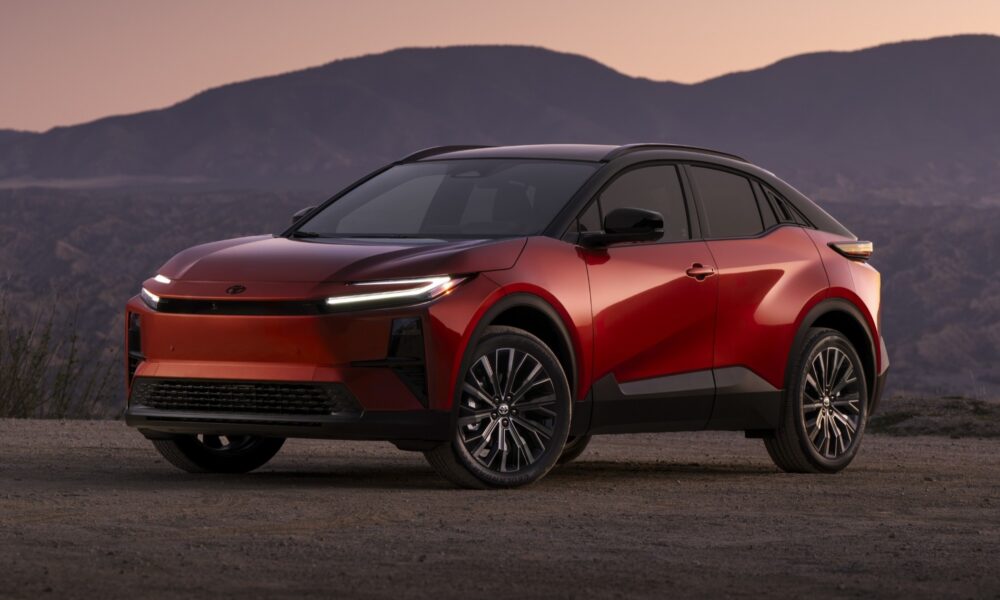Toyota C-HR official image 2