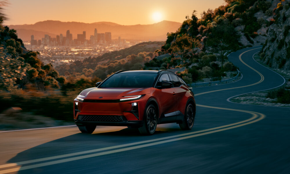 Toyota C-HR official image 3