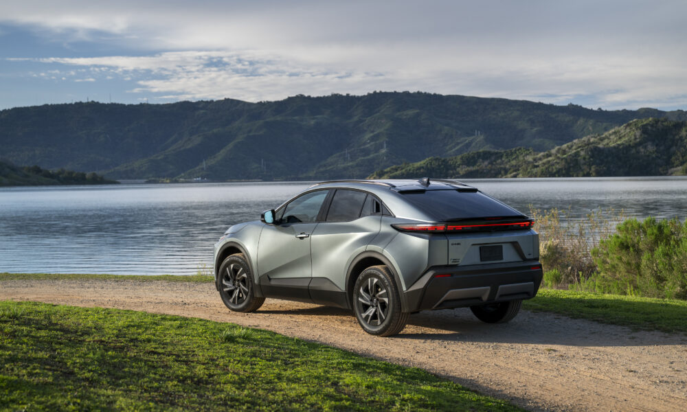 Toyota C-HR official image 7