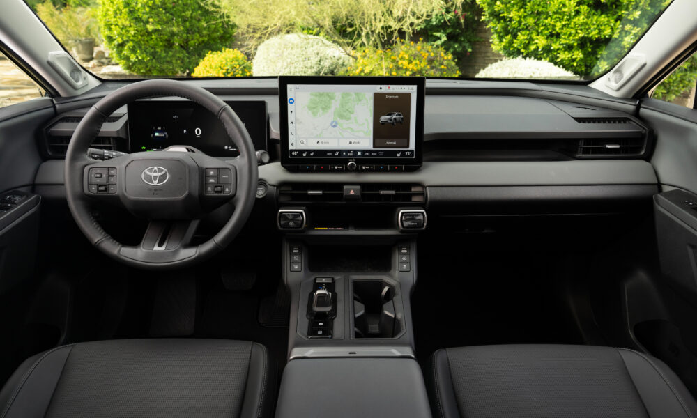 Toyota RAV4 official image 9