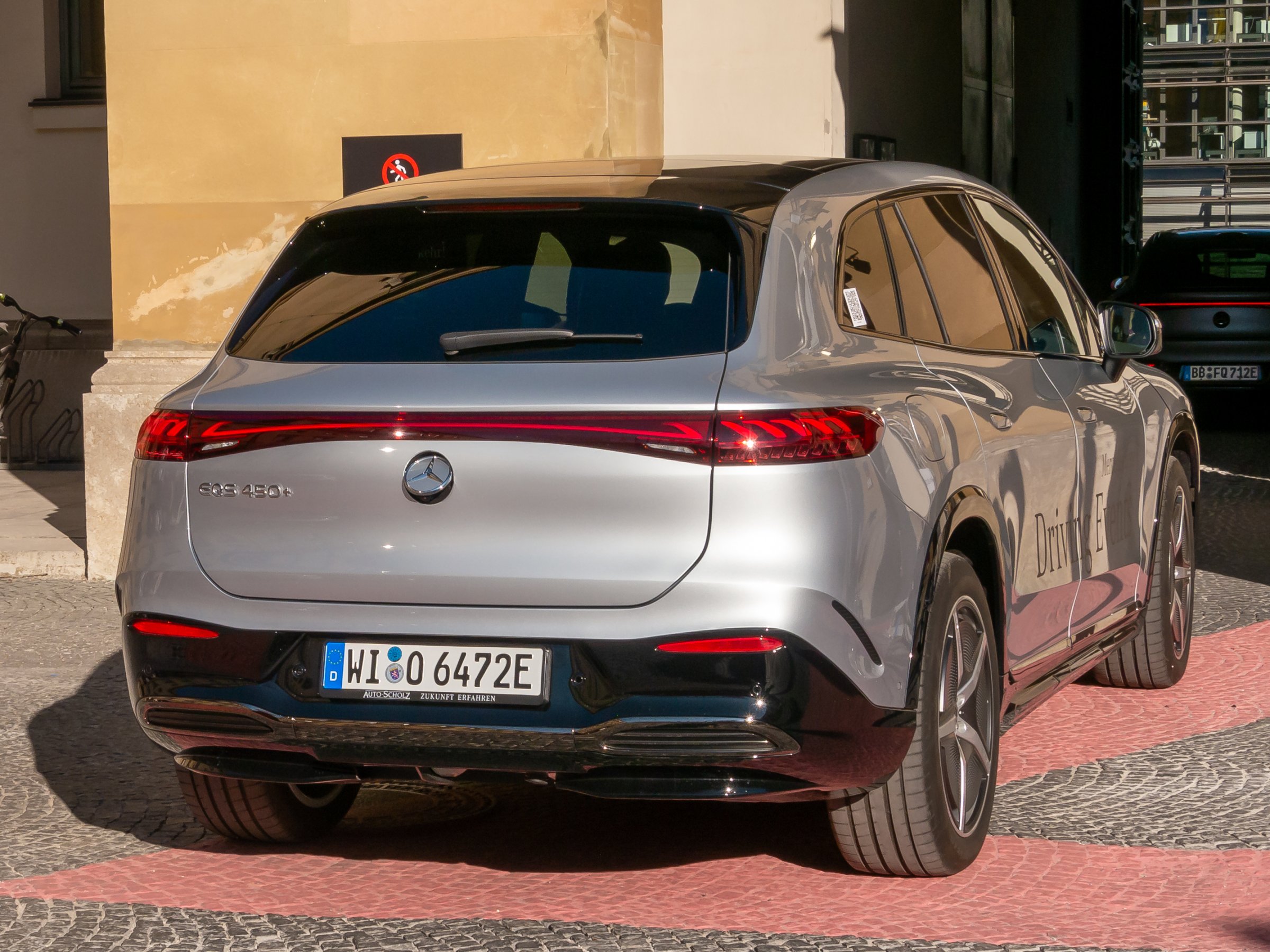 Mercedes-Benz VLE Is the Kind of Future Launch That Tells You Where Premium Mobility Is Quietly Heading
