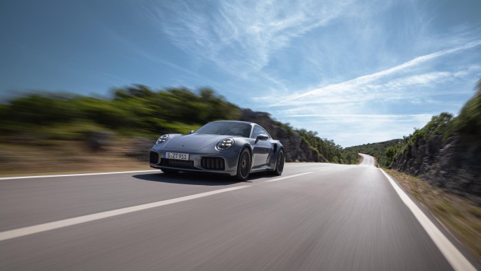 Porsche’s First-Quarter Dip Says More About Product Timing Than Weak Desire